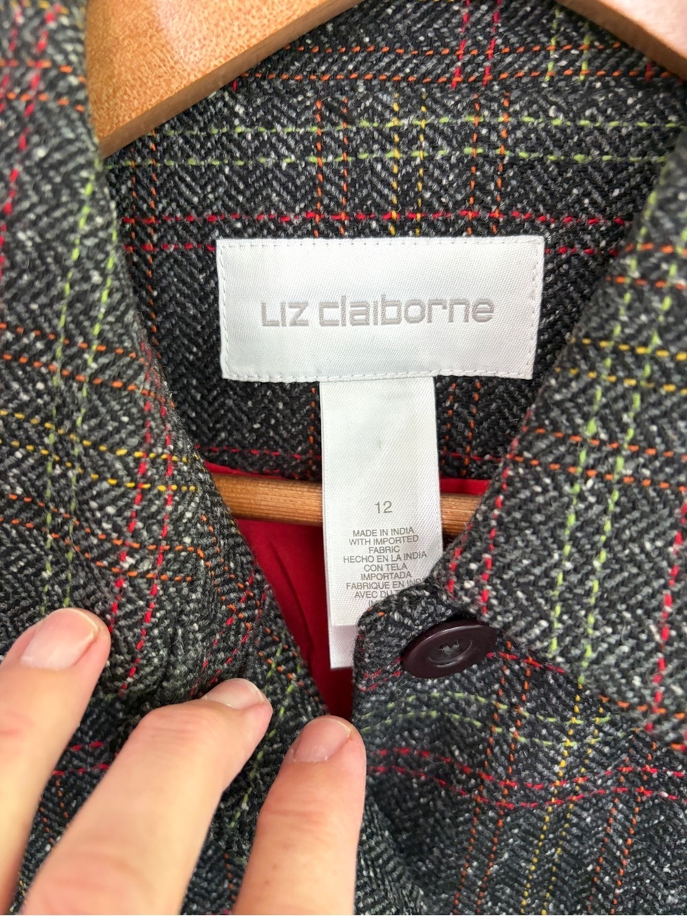 Excellent condition vintage Liz Claiborne Gray Plaid Wool Jacket & Skirt size 12 - Picture 2 of 16